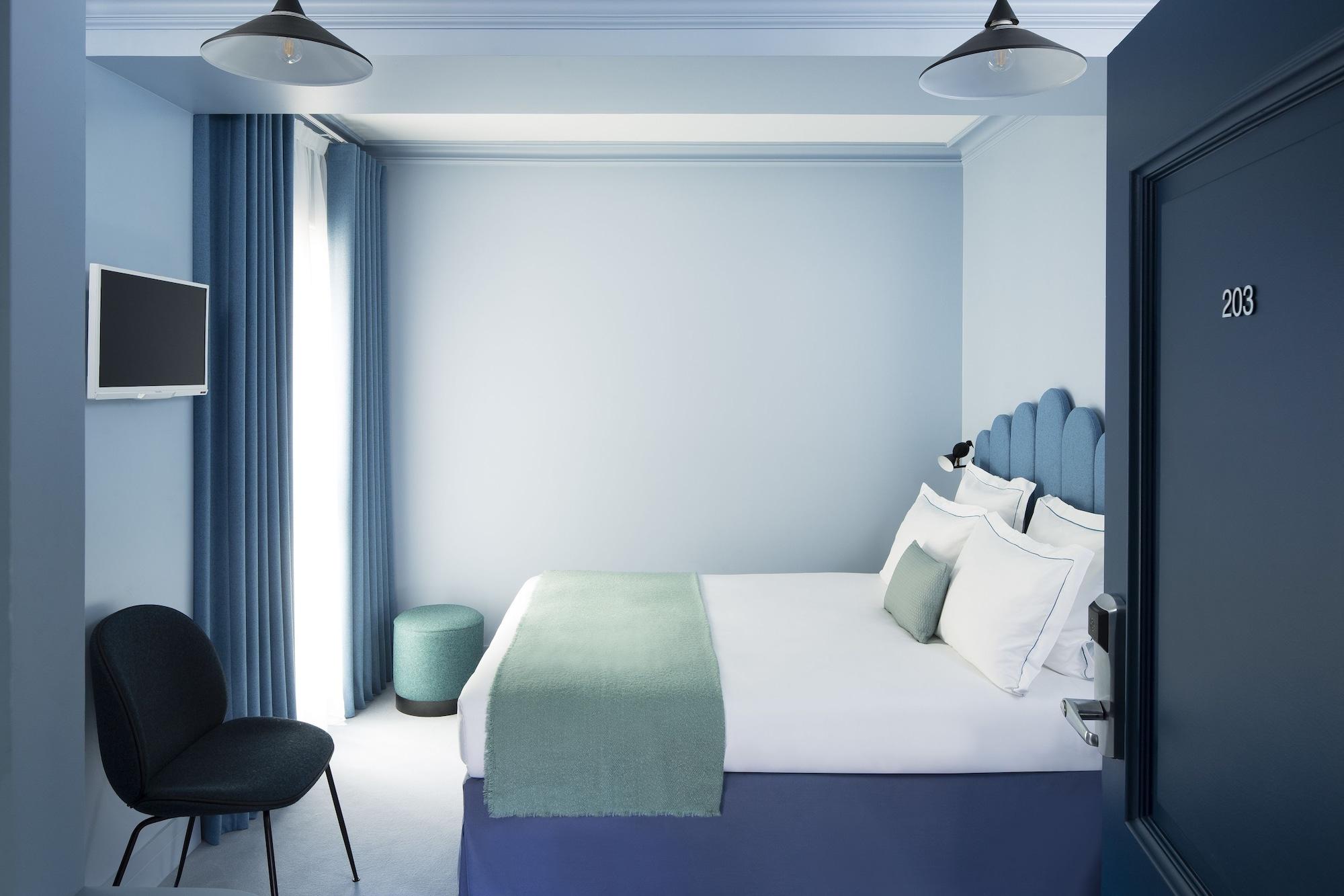 Hotel Celeste Batignolles Montmartre باريس المظهر الخارجي الصورة