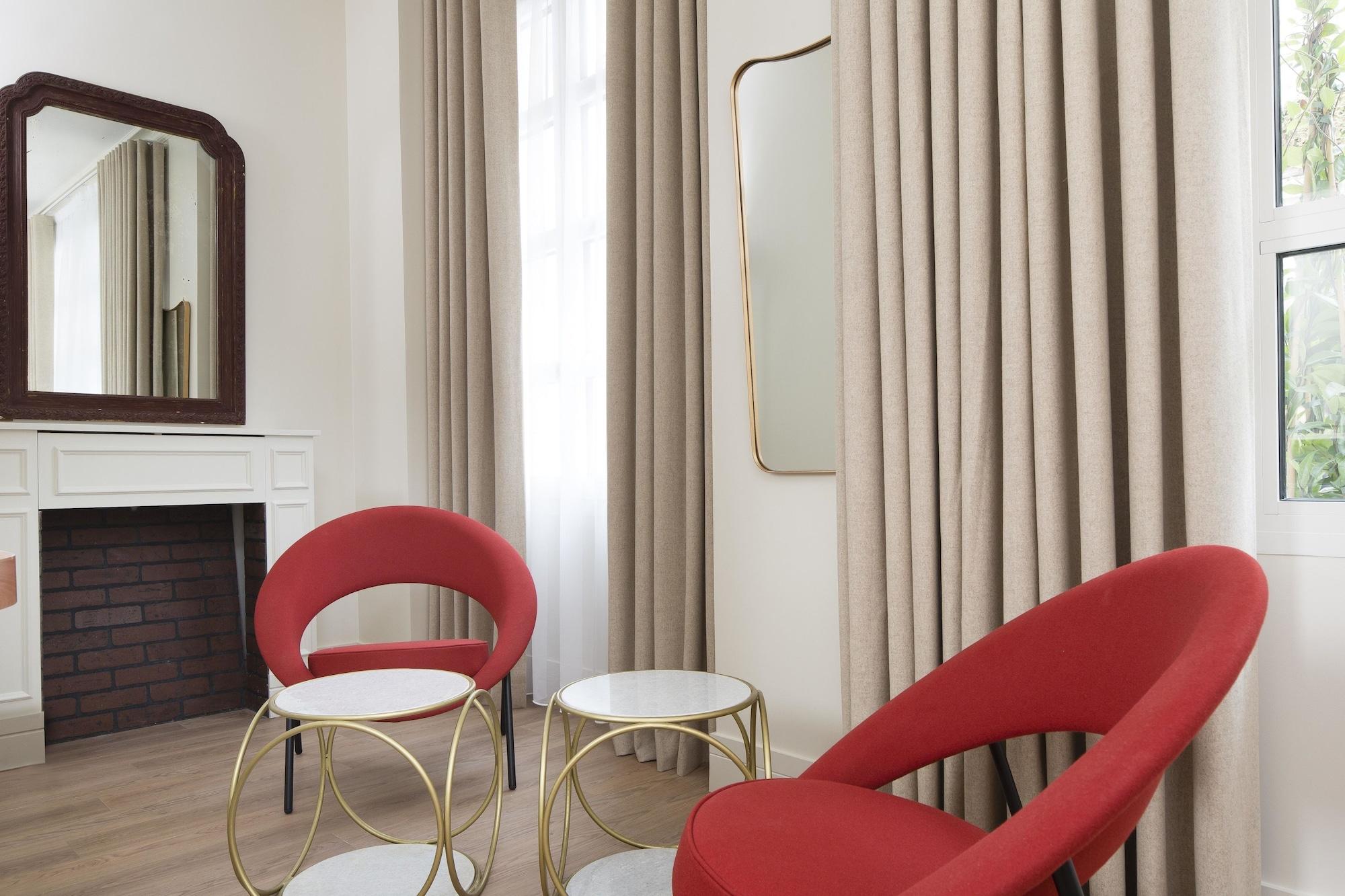 Hotel Celeste Batignolles Montmartre باريس المظهر الخارجي الصورة